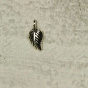 NWOT - Tibetan Silver Pendant Charms for Jewelry - Thin Leaf